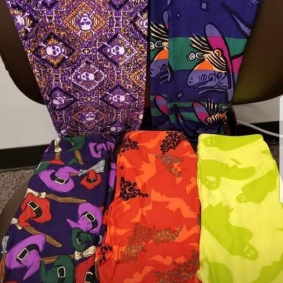 Lularoe Mystery box - Picture 2 of 3